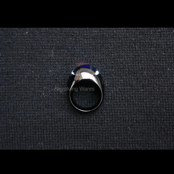 Baccarat Tango Crystal Ring in Black and Gold Bronze Size 6.5 or 52/53 Preowned - Picture 5 of 11